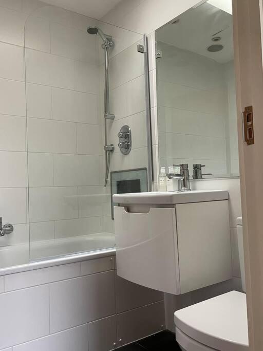 Amazing Apartment Central London Near Tube Station Exterior foto